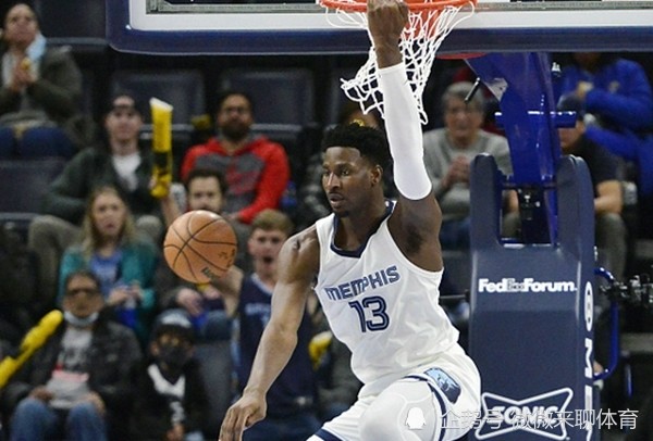  莫兰特伤退灰熊不敌国王  