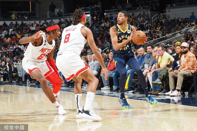  哈利伯顿助攻大师步行者客场击败黄蜂